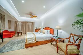 Madras Chronicle Bay Resort & Spa