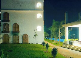 Madras Chronicle Bay Resort & Spa