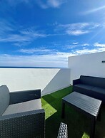 Sea View Bungalow with Communal Pool