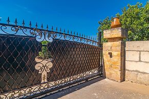 Finca Aria - Villa With Private Pool In Buger