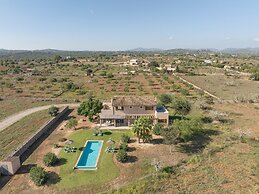 Es Regalo - Villa With Private Pool