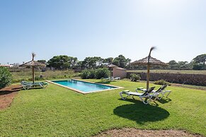 Es Regalo - Villa With Private Pool