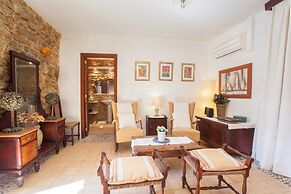 - House In