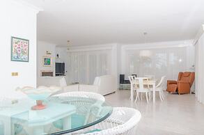 Casa Bonita - Villa With Pool