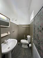 Emerald Coast Hotel Negombo