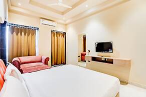 Hotel Royal City