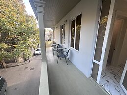 Silver 44 Hotel