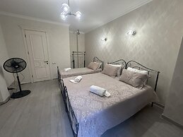 Silver 44 Hotel