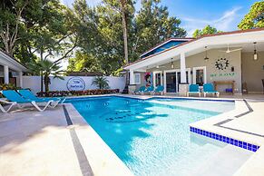 Villa Twelve27