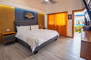 Villa Twelve27