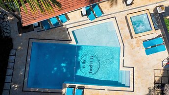 Villa Twelve27