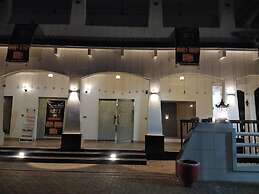Arabian fuels and food services