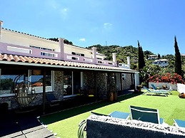 Studio in Porto da Cruz With Ocean Views