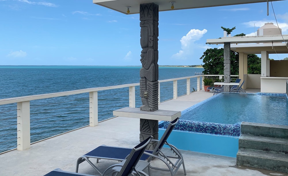 Trujillo Airport Beach Suites