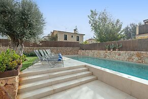 Can Font - Villa With Private Pool