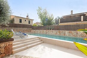 Can Font - Villa With Private Pool