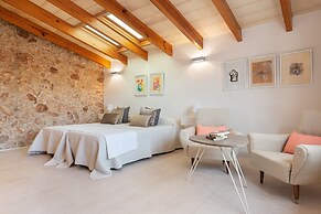 Can Font - Villa With Private Pool