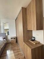 Hotel R