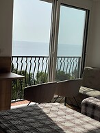 Hotel R
