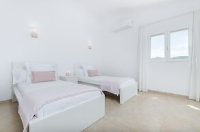 Dones D'aigua 11 - Villa With Private Pool