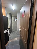 JJBRO HOSTELL