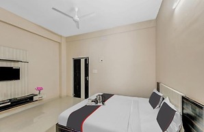 Goroomgo Sri Krishna Palace Bhubaneswar