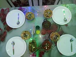 Hotel Lavish Inn