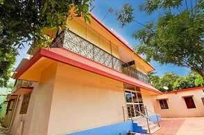 Hotel Lavish Inn