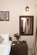 Nazri Hotel