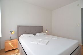 Apartments 2071