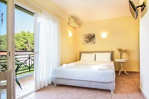 Julia Hotel