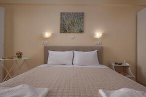 Julia Hotel