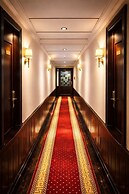 YOU Cairo Nile View Hotel