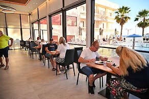 Adria Palace Hotel