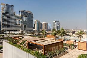 Chic Studio w Burj Khalifa View Balcony