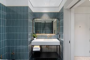Chic Studio w Burj Khalifa View Balcony