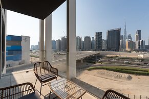 Chic Studio w Burj Khalifa View Balcony