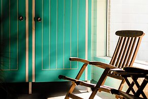 Beach Hut Suites