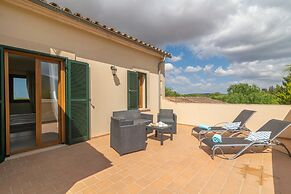 Villa in Llucmajor With Pool and Jacuzzi