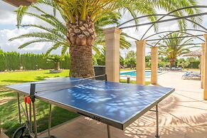 Villa in Llucmajor With Pool and Jacuzzi