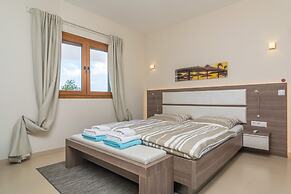 Villa in Llucmajor With Pool and Jacuzzi