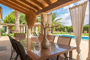 Villa in Llucmajor With Pool and Jacuzzi