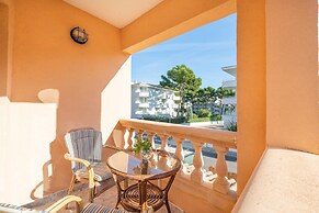 Terrace Views & Coastal Comfort