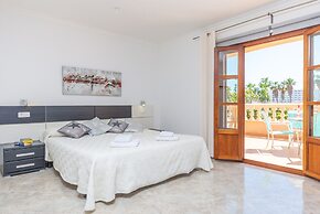 Magdalena Gomila Marimon - Villa