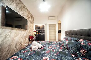 Farnese Jacuzzi Apartment