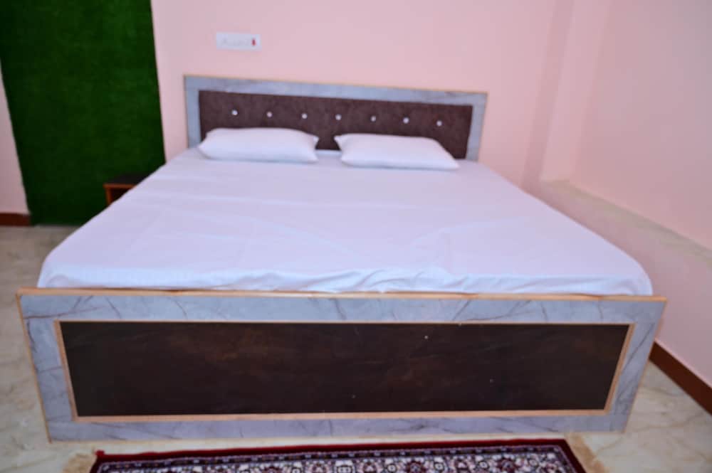 Hotel Red Inn