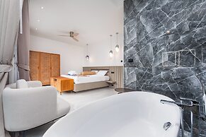 Villa Satori by Tropiclook