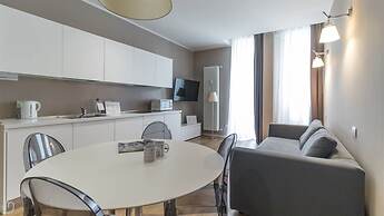 Charming Apartment in Milan's Heart