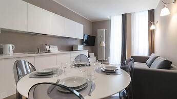 Charming Apartment in Milan's Heart