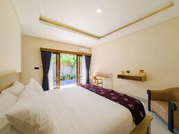 Gold Fish House Ubud